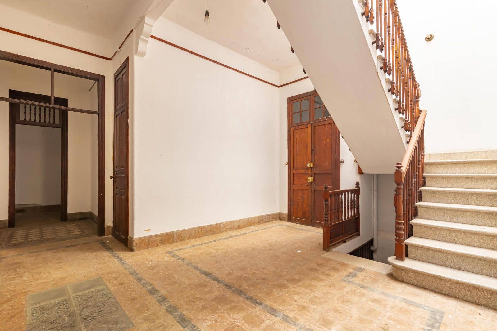 14 soverom Villa til salgs i Las Palmas de Gran Canaria med garasje - € 1 080 000 (Ref: 8609300)