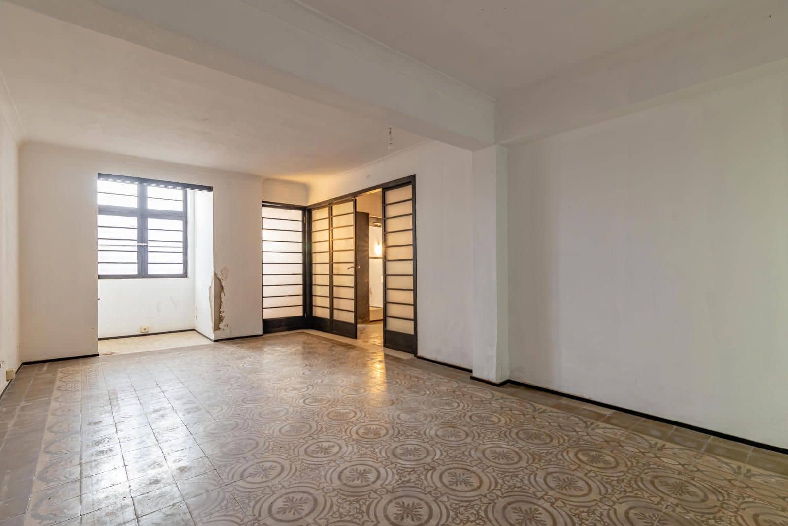 14 soverom Villa til salgs i Las Palmas de Gran Canaria med garasje - € 1 080 000 (Ref: 8609300)