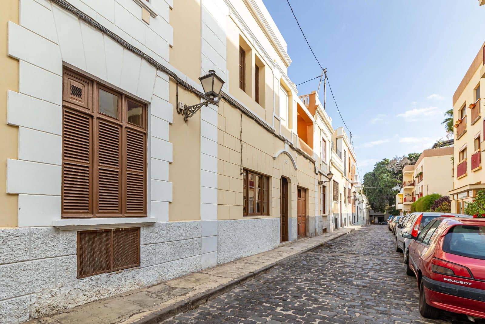 14 soverom Villa til salgs i Las Palmas de Gran Canaria med garasje - € 1 080 000 (Ref: 8609300)