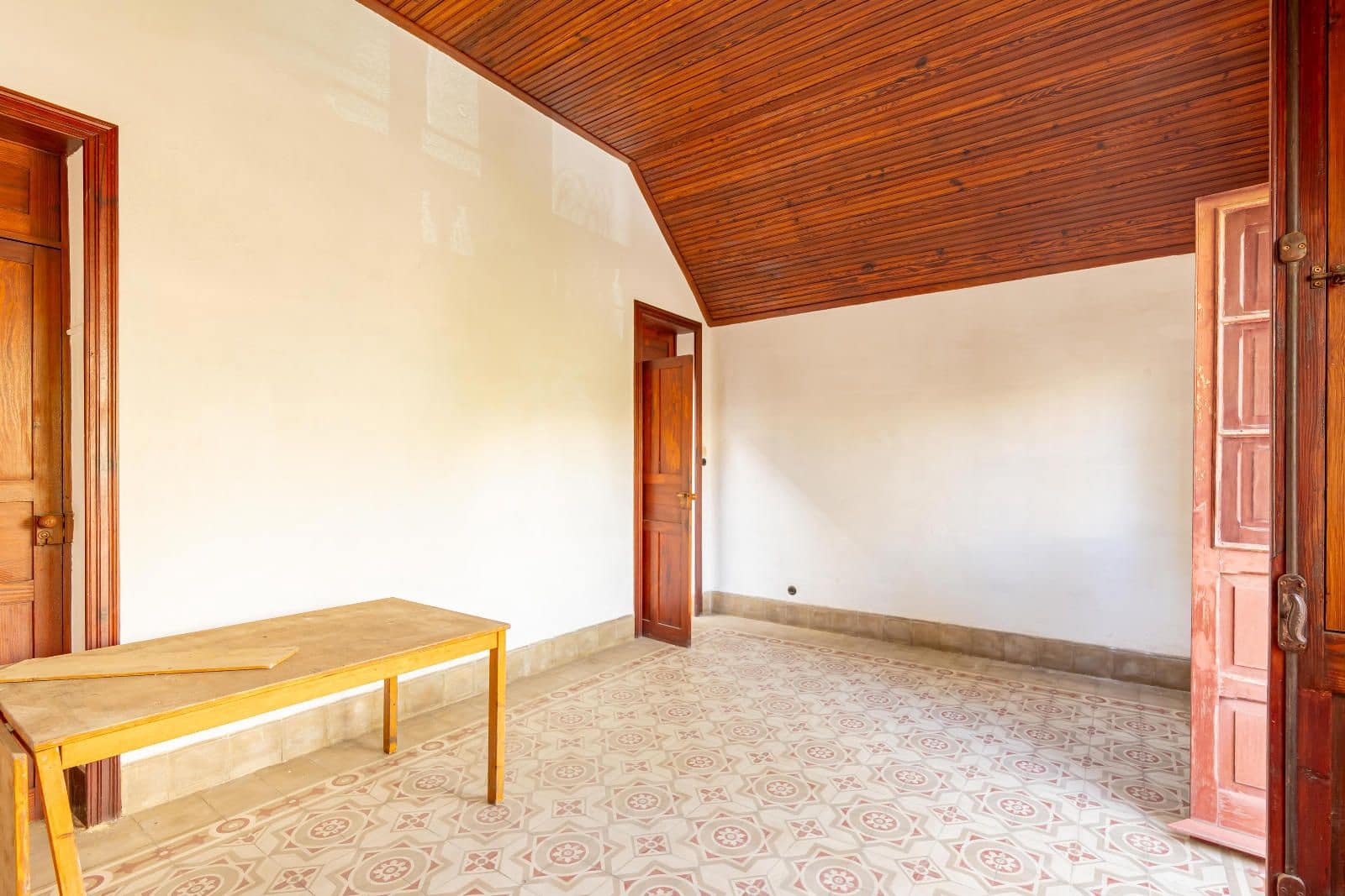 14 soverom Villa til salgs i Las Palmas de Gran Canaria med garasje - € 1 080 000 (Ref: 8609300)