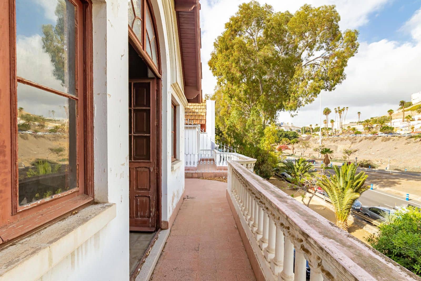 14 soverom Villa til salgs i Las Palmas de Gran Canaria med garasje - € 1 080 000 (Ref: 8609300)