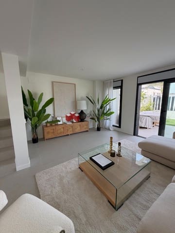 Casa de 2 habitaciones en Meloneras, San Bartolomé de Tirajana en venta con piscina garaje - 820.000 € (Ref: 8757033)