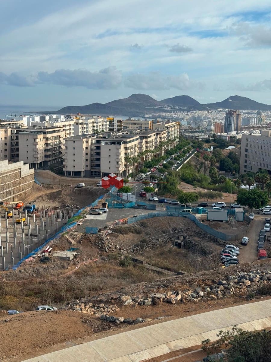 3 slaapkamer Villa te koop in Las Palmas de Gran Canaria met garage - € 1.080.000 (Ref: 8804064)