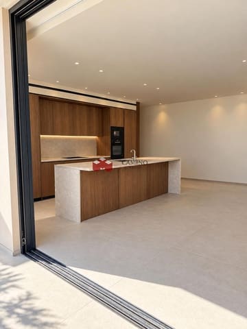 Chalet de 3 habitaciones en Salobre Golf, San Bartolomé de Tirajana en venta con piscina garaje - 1.540.000 € (Ref: 8882169)