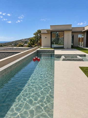 Chalet de 3 habitaciones en Salobre Golf, San Bartolomé de Tirajana en venta con piscina garaje - 1.540.000 € (Ref: 8882169)
