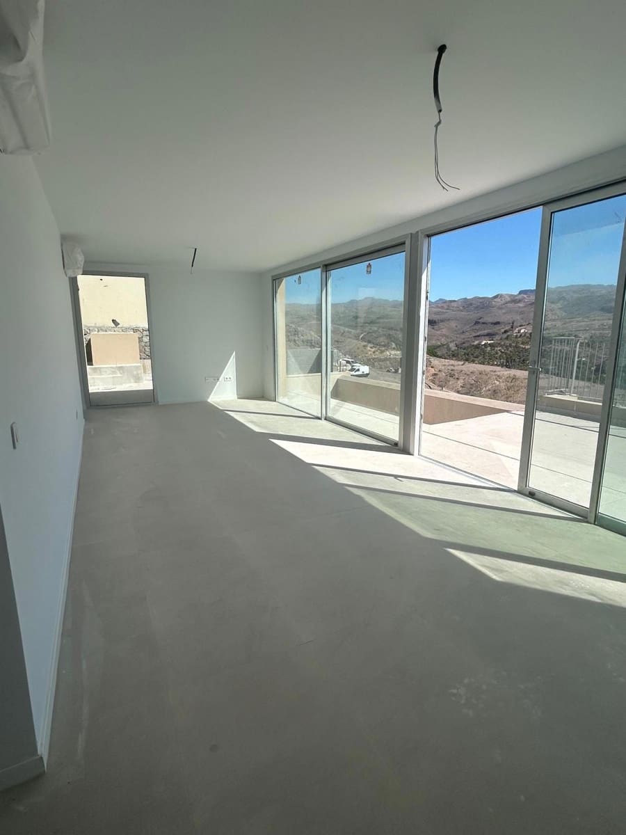 Villa till salu i Salobre Golf med pool garage - 775 000 € (Ref: 8885562)