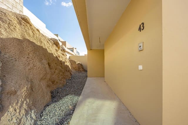 Chalet de 3 habitaciones en Salobre Golf, San Bartolomé de Tirajana en venta con piscina - 975.000 € (Ref: 8885563)