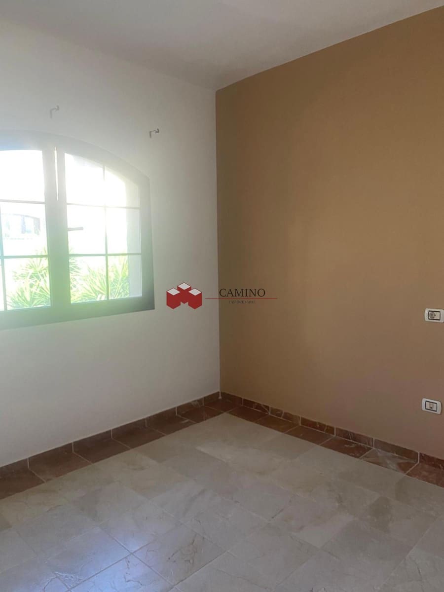 3 sypialnia Dom na sprzedaż w Salobre Golf z basenem garażem - 676 174 € (Ref: 9221876)