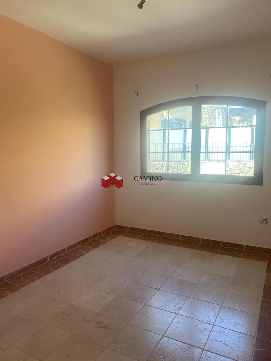 3 sypialnia Dom na sprzedaż w Salobre Golf z basenem garażem - 676 174 € (Ref: 9221876)