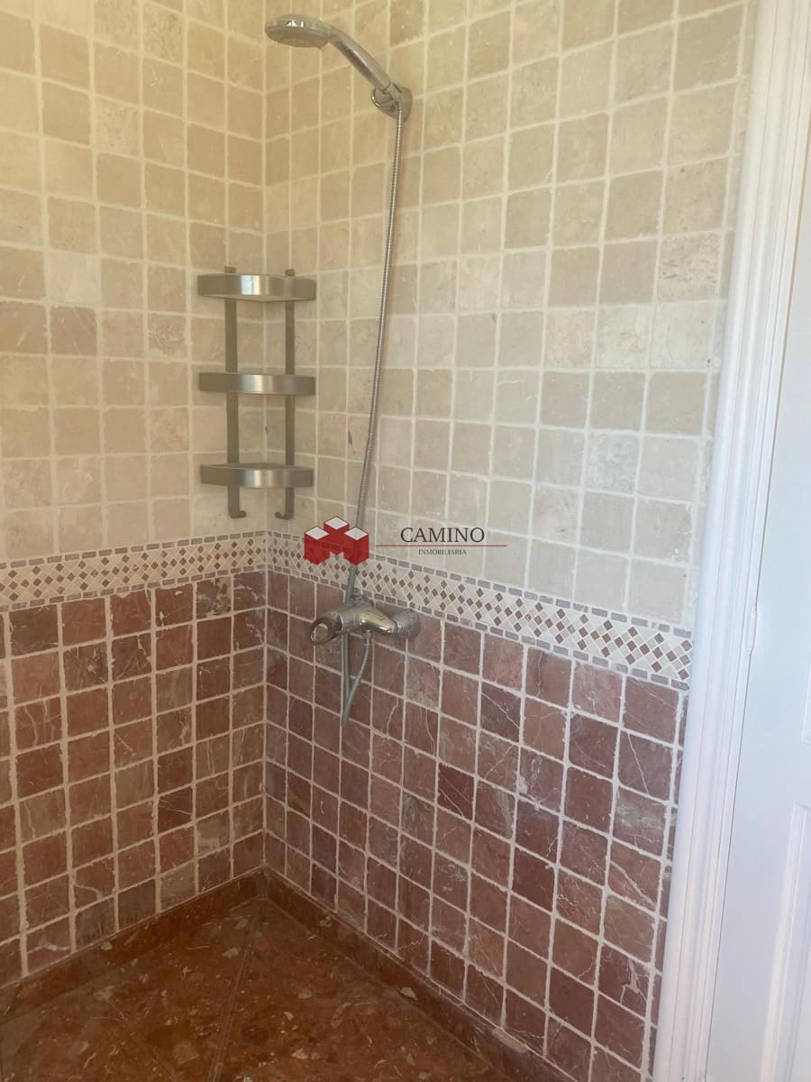 3 sypialnia Dom na sprzedaż w Salobre Golf z basenem garażem - 676 174 € (Ref: 9221876)