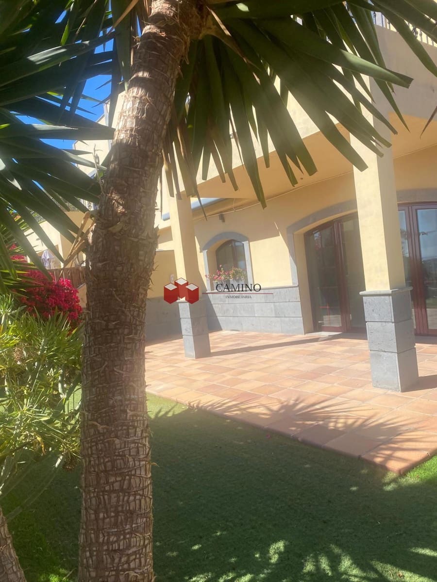 3 sypialnia Dom na sprzedaż w Salobre Golf z basenem garażem - 676 174 € (Ref: 9221876)