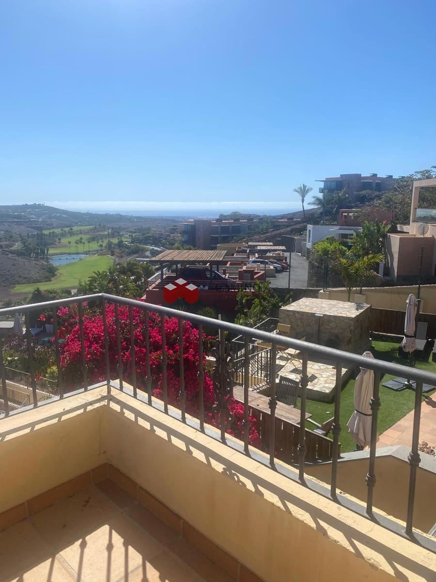 3 sypialnia Dom na sprzedaż w Salobre Golf z basenem garażem - 676 174 € (Ref: 9221876)