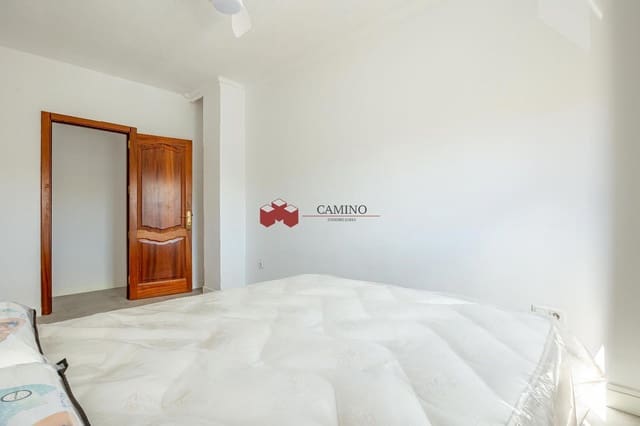 2 soveværelse Lejlighed til salg i San Bartolomé de Tirajana med garage - € 305.000 (Ref: 9221877)