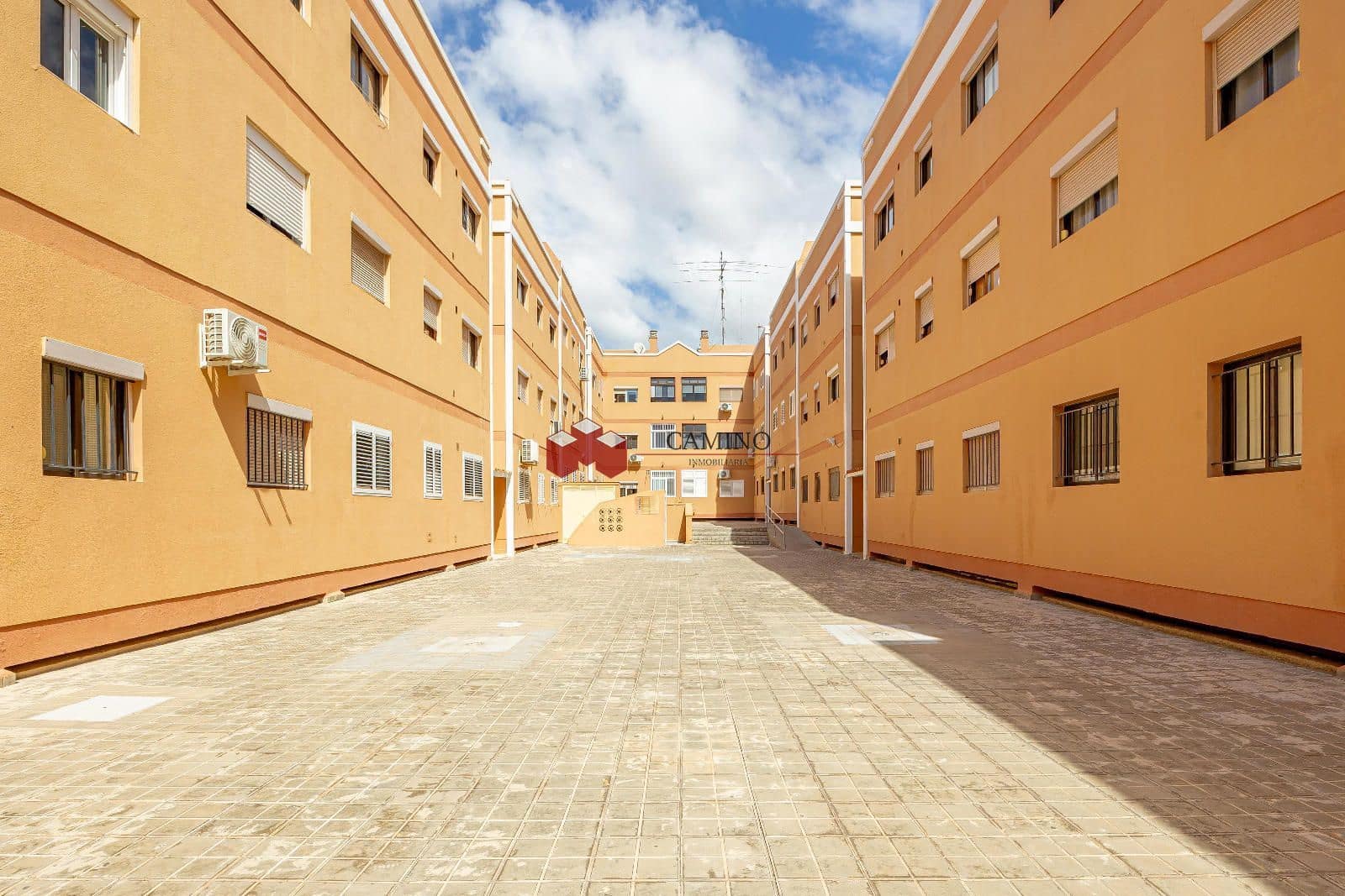 2 soveværelse Lejlighed til salg i San Bartolome de Tirajana med garage - € 305.000 (Ref: 9221877)