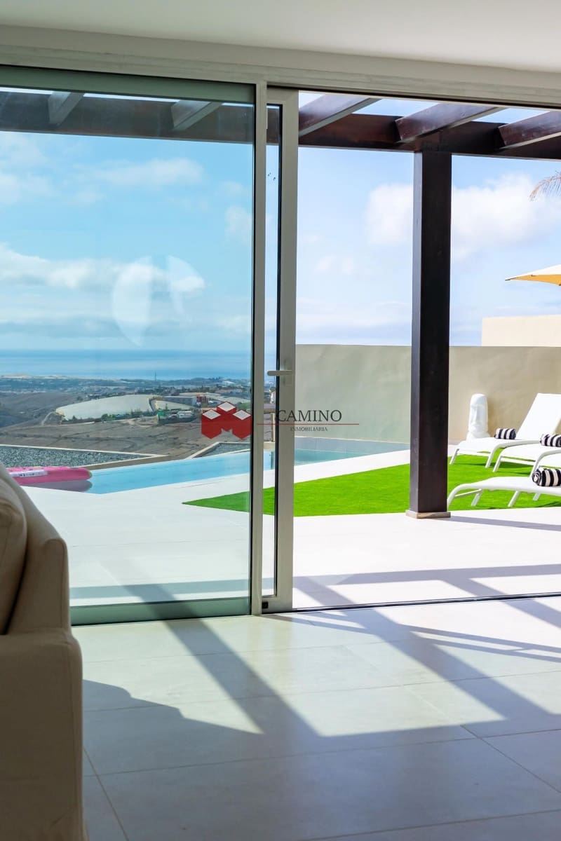 3 sovrum Villa till salu i Salobre Golf med pool garage - 885 000 € (Ref: 9231369)