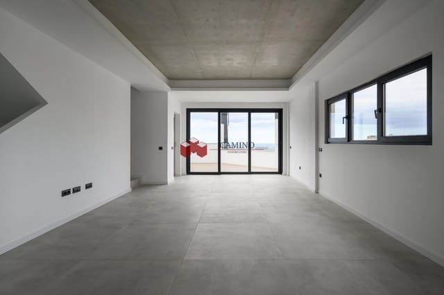 3 bedroom Townhouse for sale in Siete Palmas, Las Palmas de Gran Canaria with garage - € 1,050,000 (Ref: 9297968)