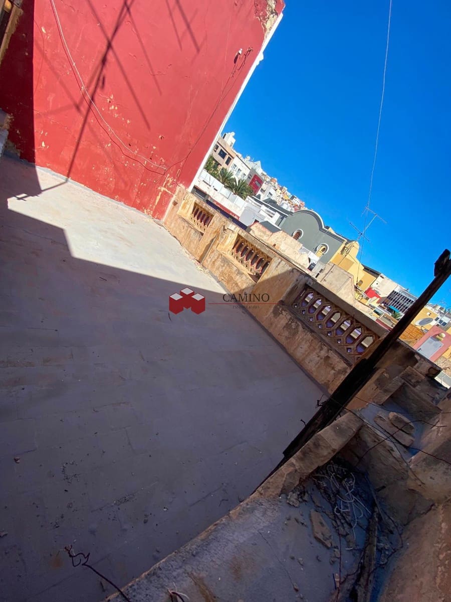 Villa/Maison à vendre à Las Palmas de Gran Canaria - 647 000 € (Ref: 9398094)