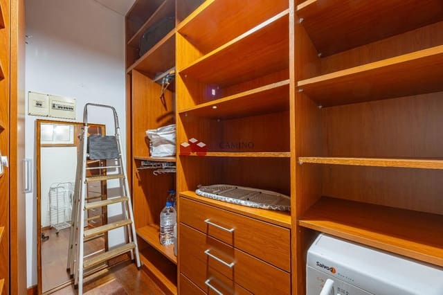 1 slaapkamer Flat te koop in Santa Catalina - Canteras, Las Palmas de Gran Canaria - € 230.000 (Ref: 9410411)