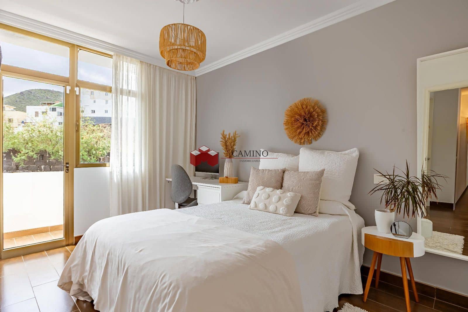 3 Zimmer Haus zu verkaufen in Moya mit Pool Garage - 595.000 € (Ref: 9651259)