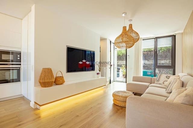 3 Zimmer Haus zu verkaufen in Moya mit Pool Garage - 595.000 € (Ref: 9651259)