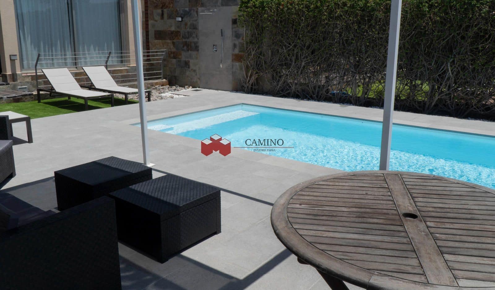 4 bedroom Townhouse for sale in San Bartolome de Tirajana with garage - € 860,000 (Ref: 9696776)