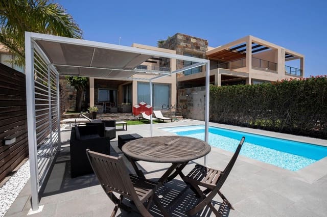 4 Zimmer Haus zu verkaufen in San Bartolomé de Tirajana mit Garage - 860.000 € (Ref: 9696776)