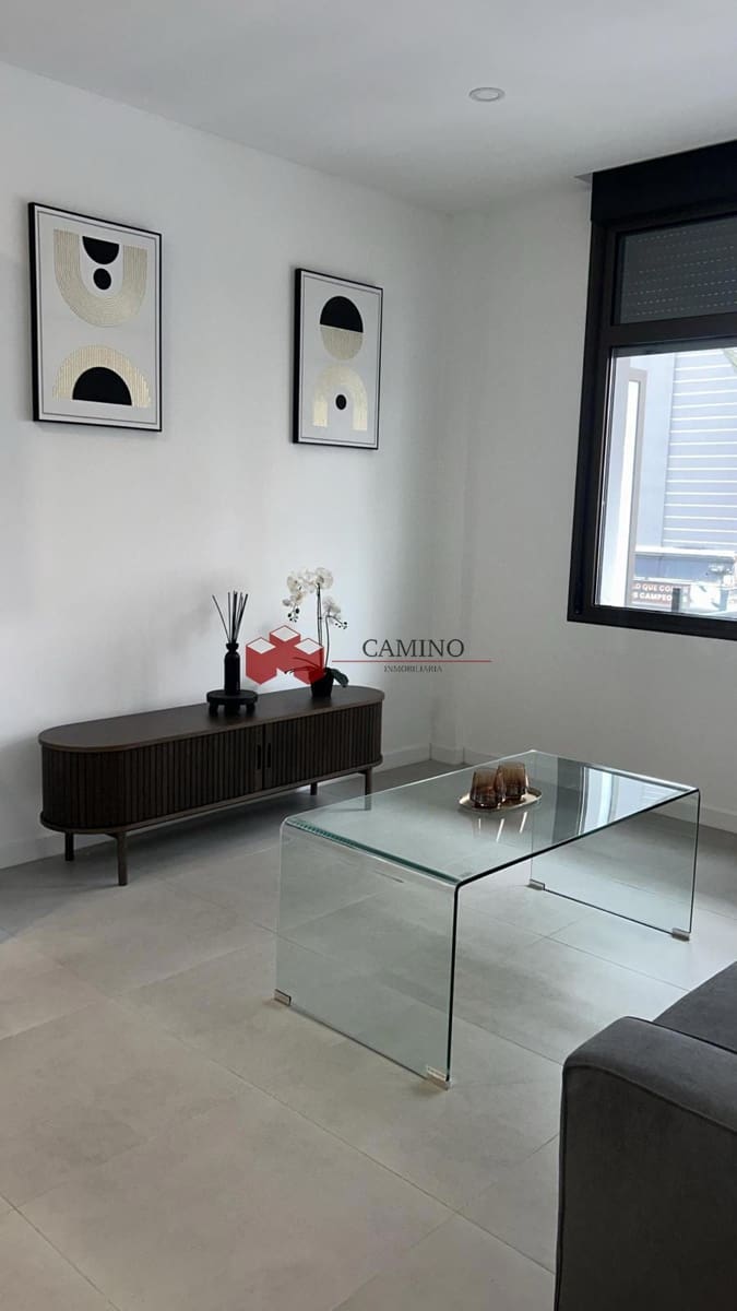 Flat for sale in Las Palmas de Gran Canaria - € 270,000 (Ref: 9696964)