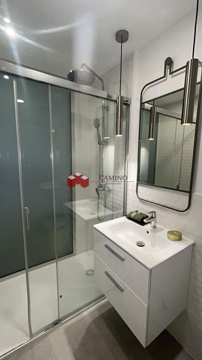 Flat for sale in Las Palmas de Gran Canaria - € 270,000 (Ref: 9696964)