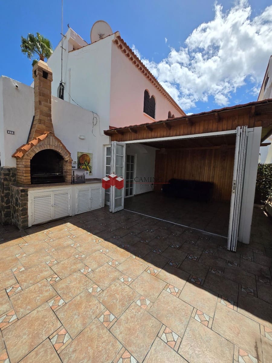 3 quarto Casa em Banda para venda em Playa del Ingles com piscina garagem - 560 000 € (Ref: 9700179)