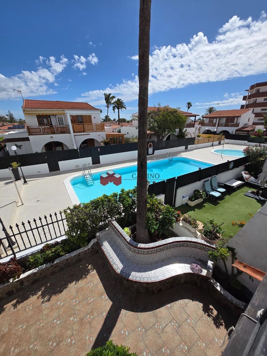 3 quarto Casa em Banda para venda em Playa del Ingles com piscina garagem - 560 000 € (Ref: 9700179)