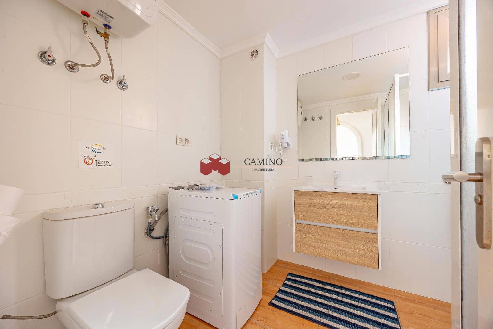 Appartement de 2 chambres à louer à Amadores avec piscine garage - 1 000 € (Ref: 9816785)