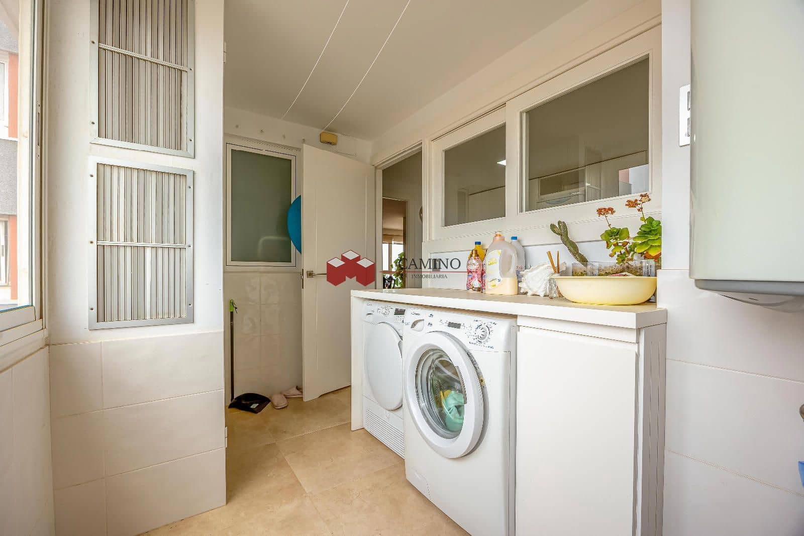 5 sovrum Lägenhet till salu i Las Palmas de Gran Canaria med pool garage - 825 000 € (Ref: 9898604)