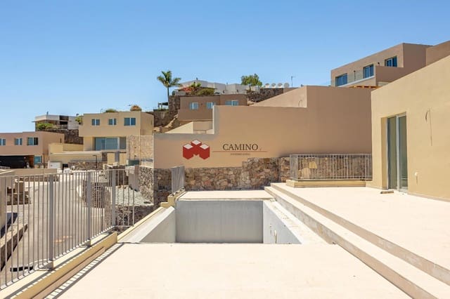 3 soverom Villa til salgs i Salobre Golf, San Bartolomé de Tirajana med svømmebasseng - € 850 000 (Ref: 9956557)