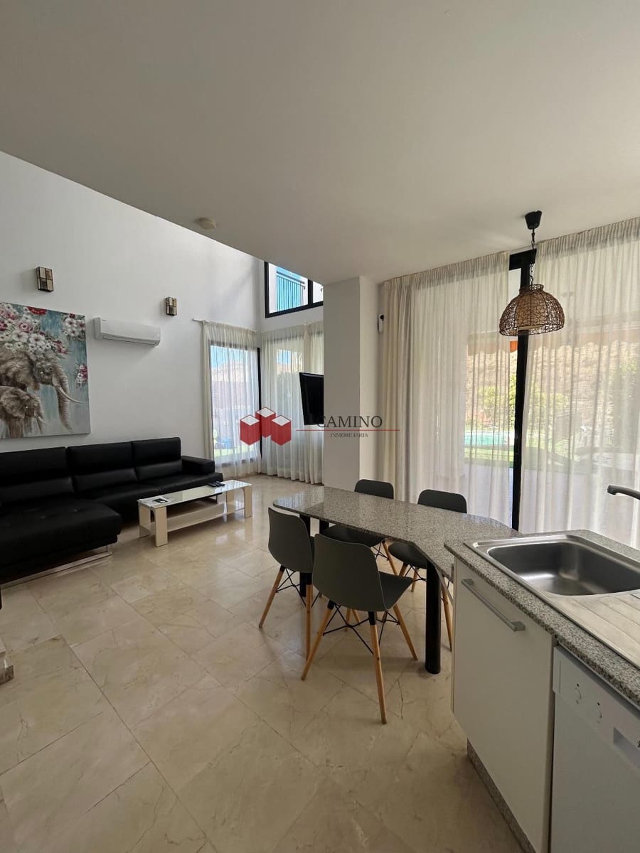 3 chambre Villa/Maison à vendre à Tauro avec piscine - 680 000 € (Ref: 9985699)