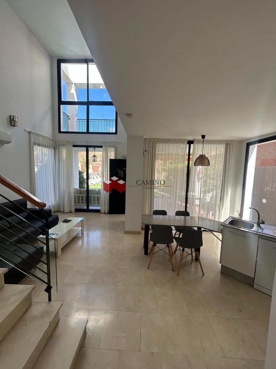 3 chambre Villa/Maison à vendre à Tauro avec piscine - 680 000 € (Ref: 9985699)