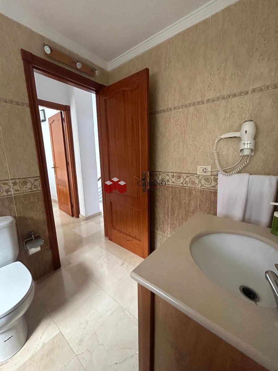 3 chambre Villa/Maison à vendre à Tauro avec piscine - 680 000 € (Ref: 9985699)