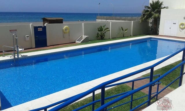 1 quarto Apartamento para arrendar em El Peñoncillo, Torrox com piscina garagem - 750 € (Ref: 10180852)