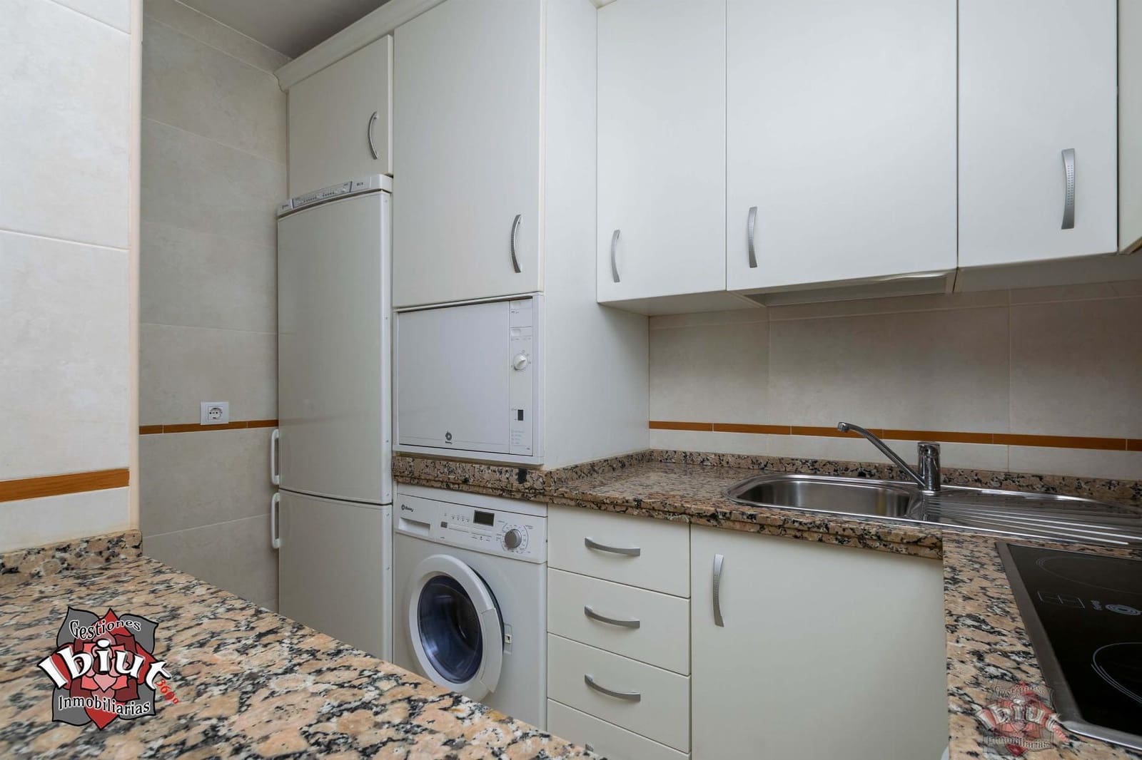 1 quarto Apartamento para arrendar em Torrox-Costa com piscina garagem - 750 € (Ref: 10180852)