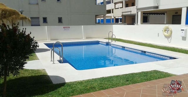 1 quarto Apartamento para arrendar em El Peñoncillo, Torrox com piscina garagem - 750 € (Ref: 10180852)
