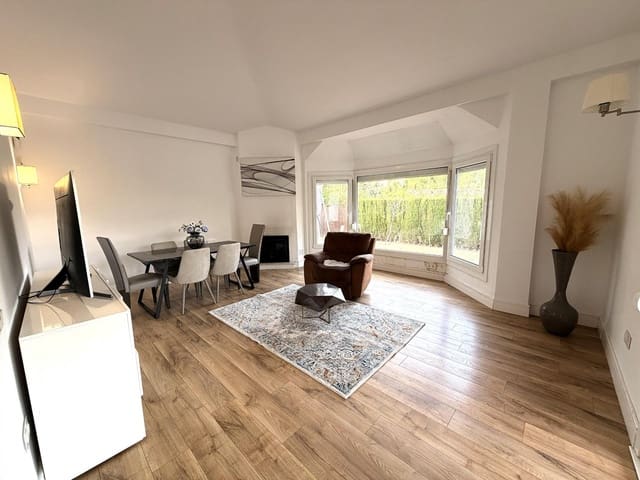 3 soverom Villa til salgs i Benalmádena med svømmebasseng garasje - € 1 299 000 (Ref: 10004159)
