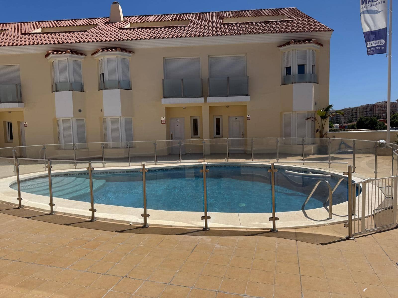 4 Zimmer Reihenhaus zu vermieten in Fuengirola mit Pool Garage - 2.800 € (Ref: 10005620)
