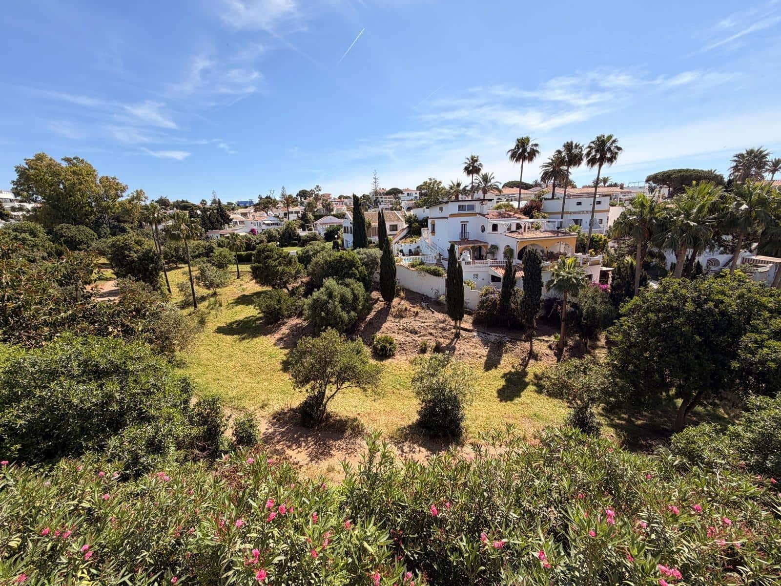 3 quarto Moradia Geminada para arrendar em Mijas com piscina garagem - 2 500 € (Ref: 10007195)