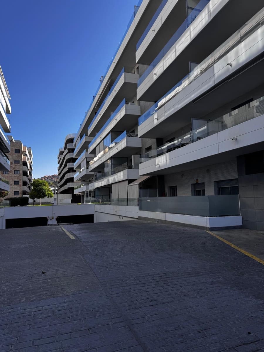 2 quarto Apartamento para arrendar em San Pedro de Alcantara com piscina garagem - 2 000 € (Ref: 10022481)