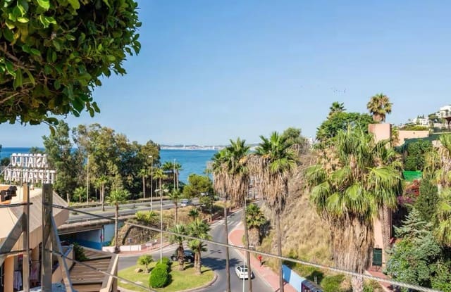 2 Zimmer Wohnung zu vermieten in Zona Centro Comercial Torrequebrada, Benalmádena mit Pool Garage - 2.000 € (Ref: 10038382)