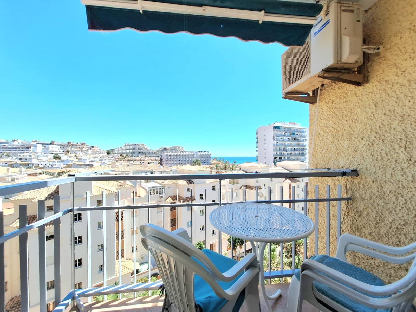 Studio till salu i Benalmadena med pool - 175 000 € (Ref: 10043013)