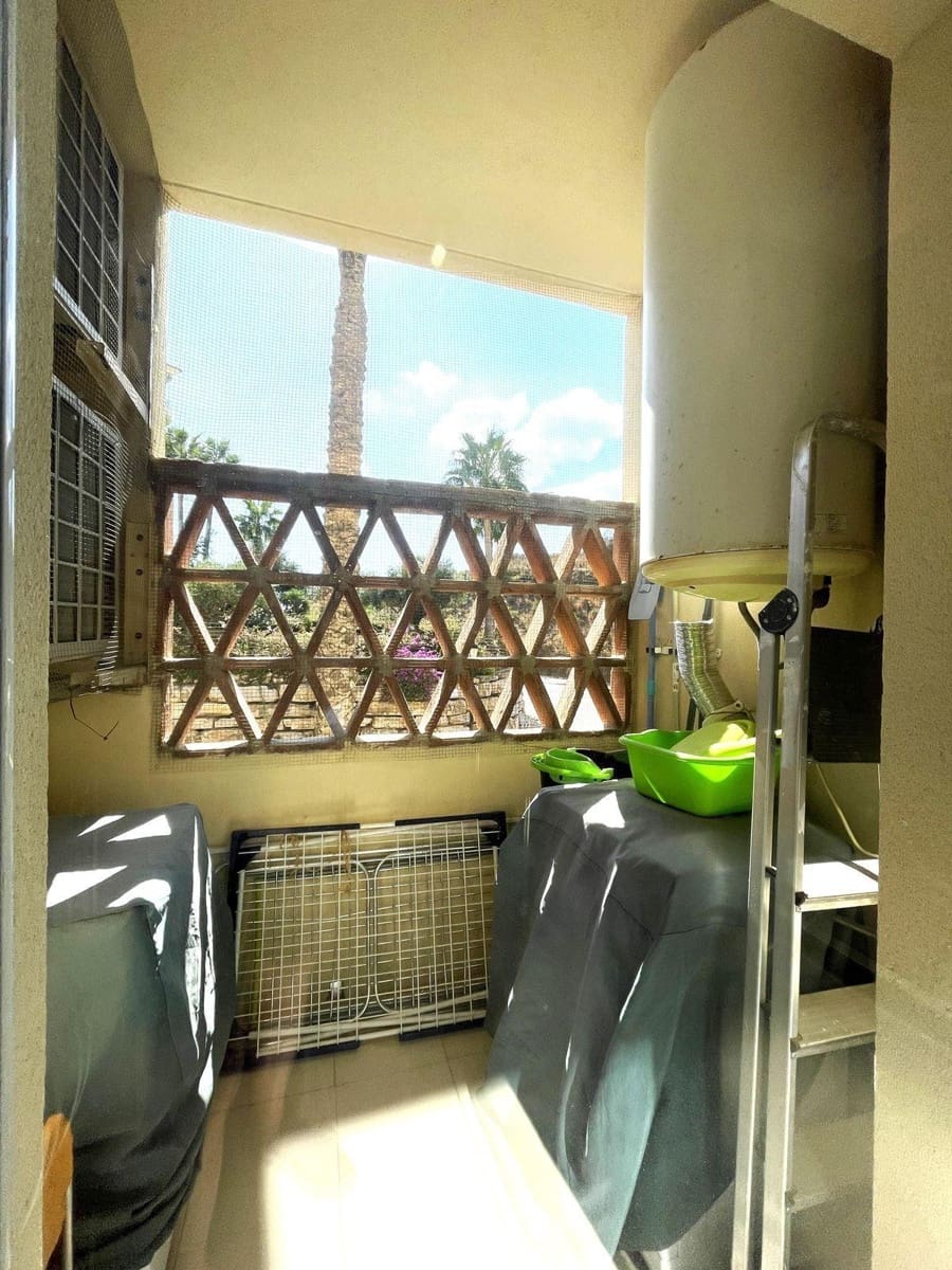 2 bedroom Flat for sale in La Cala Hills with pool garage - € 385,000 (Ref: 10043014)