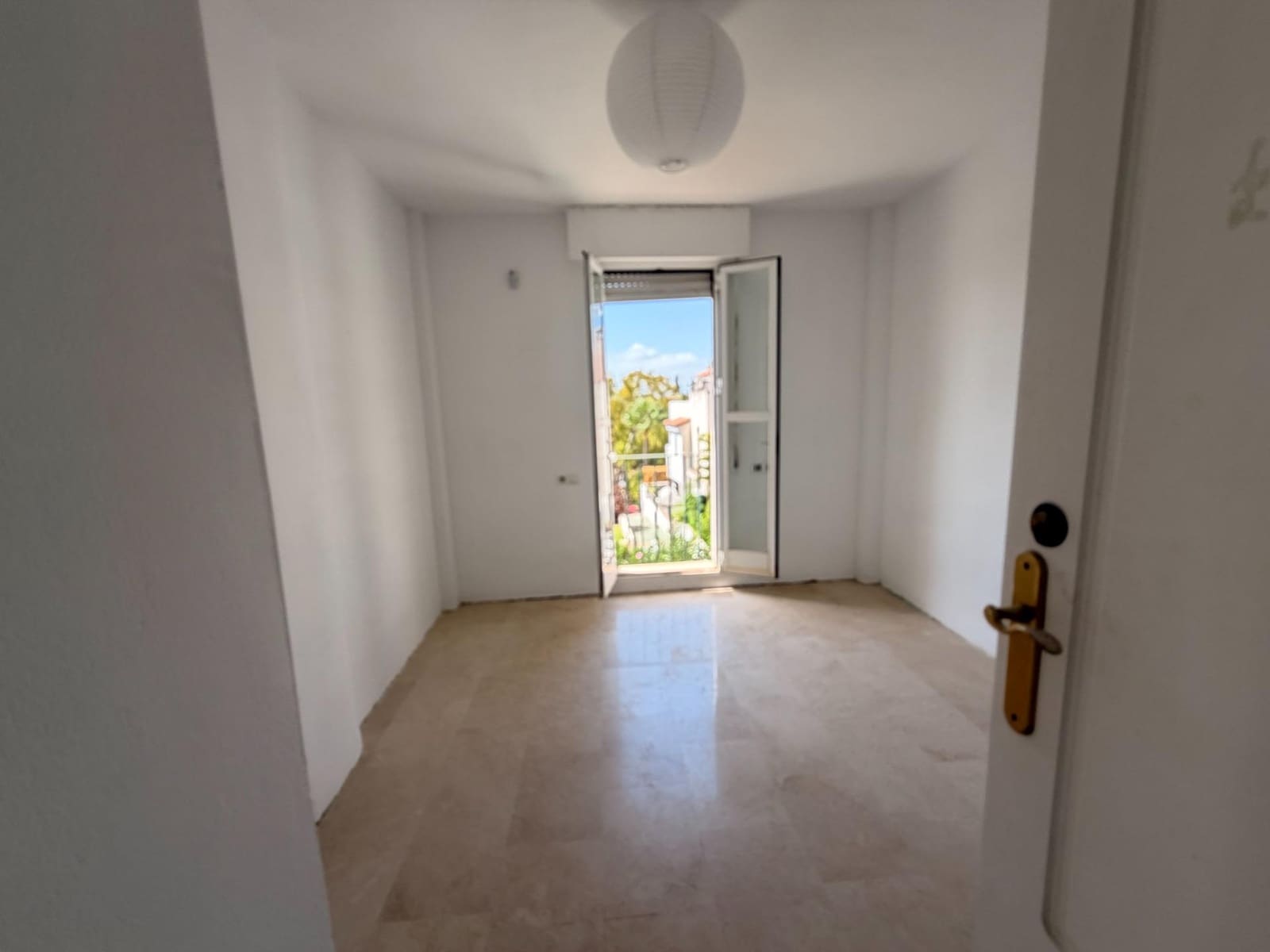 Pareado de 2 habitaciones en La Sierrezuela en venta con piscina garaje - 447.000 € (Ref: 10072585)