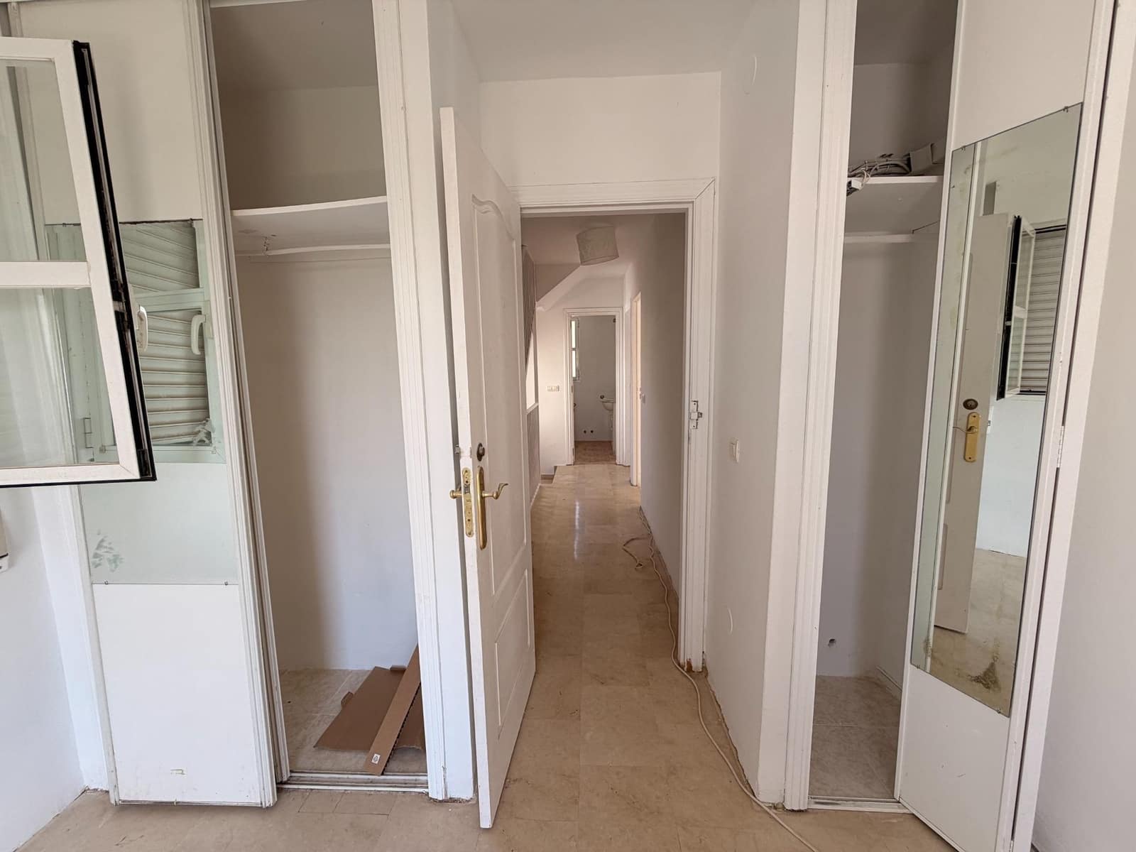Pareado de 2 habitaciones en La Sierrezuela en venta con piscina garaje - 447.000 € (Ref: 10072585)