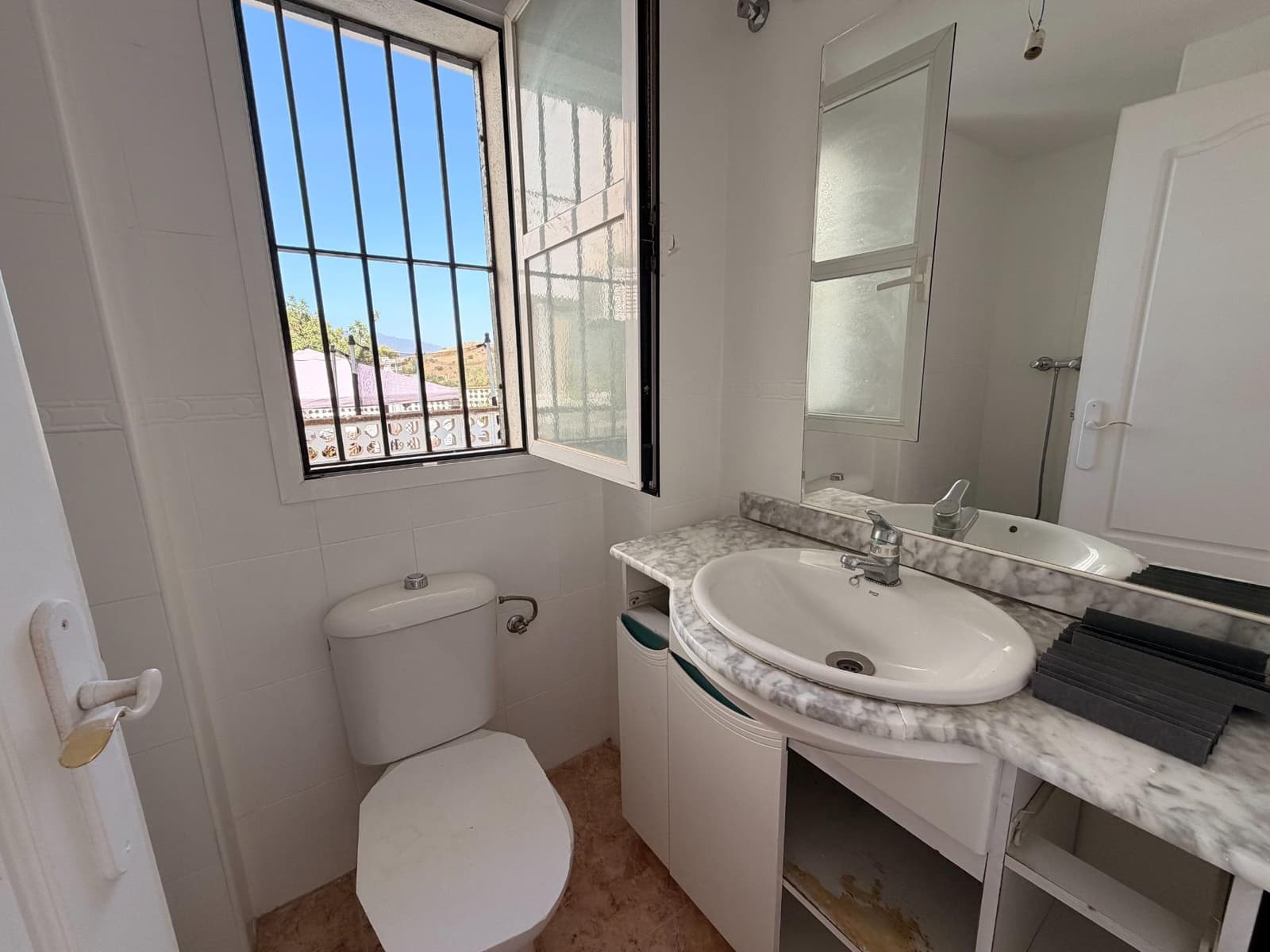 Pareado de 2 habitaciones en La Sierrezuela en venta con piscina garaje - 447.000 € (Ref: 10072585)