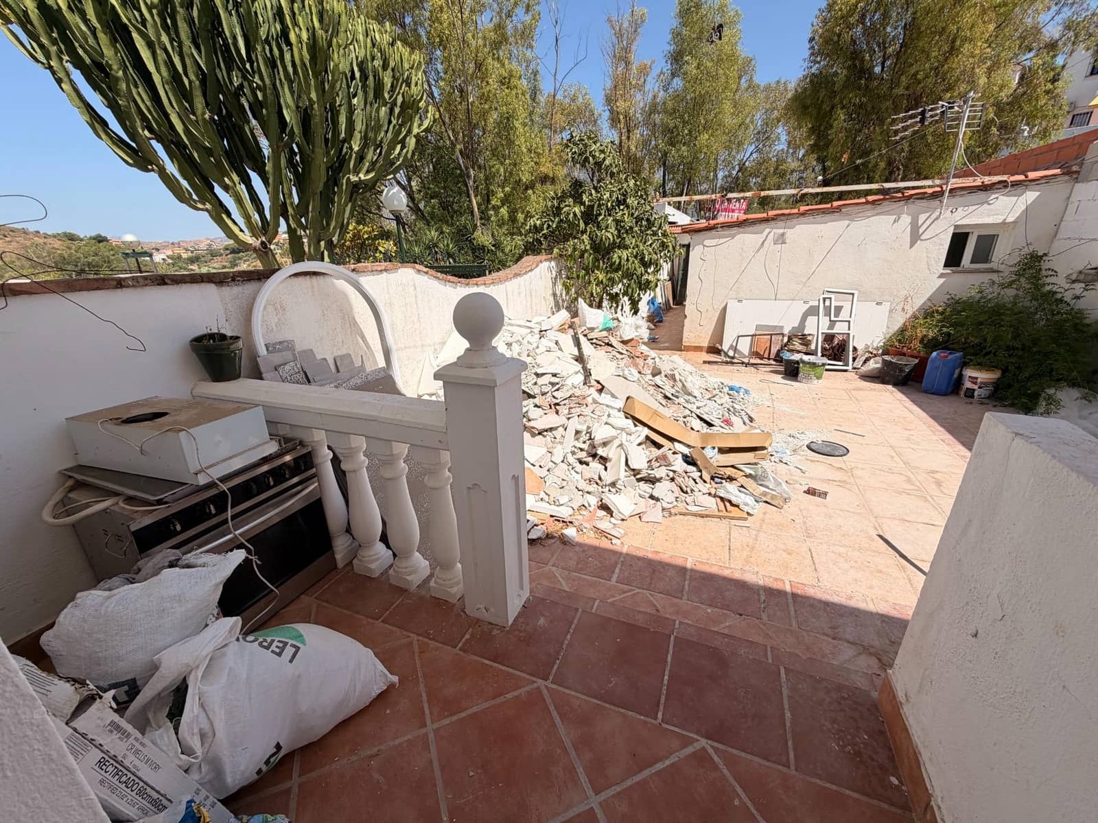 Pareado de 2 habitaciones en La Sierrezuela en venta con piscina garaje - 447.000 € (Ref: 10072585)
